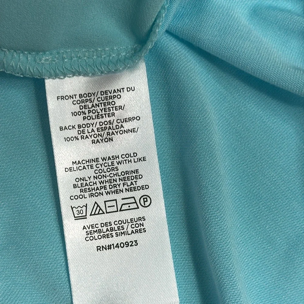 LOFT Sleeveless Light Blue Blouse Size Medium NWT - Picture 6 of 6